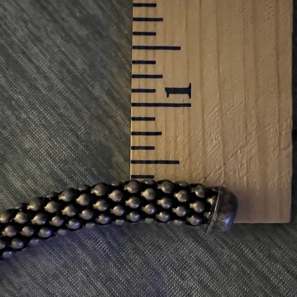 Silver tone choker necklace. Slip on - Picture 7 of 7